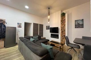 Wohnung kaufen in 4902 Wolfsegg am Hausruck, Charmante, renovierte 3-Zimmer-Altbauwohnung mit Garten