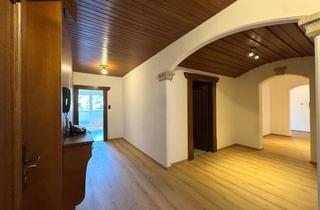 Wohnung kaufen in 6130 Schwaz, Zentral gelegene 4-Zimmer-Wohnung mit Balkon – hell und funktional