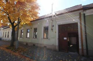 Haus kaufen in Herrenholzgasse, 1210 Wien, Sanierungsbedürftiges Haus im Herzen von Stammersdorf