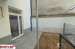 Wohnung kaufen in Kutschkermarkt, 1180 Wien, Altbaurenaissance - 2 Zimmer EG Wohnung mit Eigengarten - Nähe Kutschkermarkt