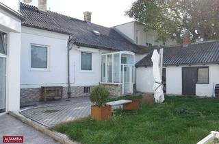 Haus kaufen in 2700 Wiener Neustadt, Leistbares Wohnen mit Garten und großer Garage, ruhige Lage im Zehnerviertel