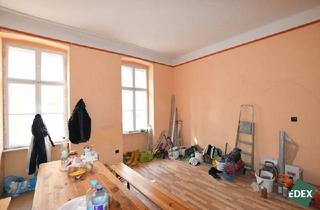 Wohnung kaufen in Hasnerstraße, 1160 Wien, Zwei sanierungsbedürftige Altbauwohnungen mit Entwicklungspotenzial – ca. 55 m² nahe 7. Bezirk