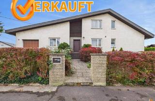 Haus kaufen in 4052 Ansfelden, ANSFELDEN: Wohnhaus mit ca. 126,7 m² Wohnfläche auf EINER EBENE (Erstbezug 1976) + Garage