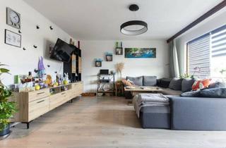 Wohnung kaufen in Bahnhof Neumarkt, 5202 Neumarkt am Wallersee, Geräumige 4-Zimmer-Wohnung samt Garage und Gartennutzung - Neumarkt am Wallersee