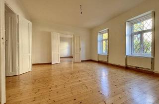 Haus mieten in 1230 Wien, Arbeiten mit Atmosphäre | repräsentatives Gründerzeithaus im Landhausstil | großer Eigengarten für kreative Pausen