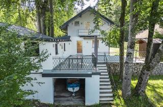Haus kaufen in 5302 Henndorf am Wallersee, Rarität: Ihr Feriendomizil am Wallersee - mit Bootsgarage und direktem Seezugang