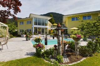 Haus kaufen in Waldburgstraße 27, 6714 Nüziders, Atemberaubender Garten mit exklusiven Annehmlichkeiten