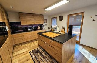 Haus kaufen in 5760 Saalfelden am Steinernen Meer, Großzügiges Zweifamilienhaus mit Garten und Pool