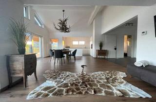 Einfamilienhaus kaufen in 8463 Leutschach, Einfamilienhaus 120 m² inkl. 10.000 m² Weingarten und 2 veräußerbare Parzellen Bauland (Alleinlage mit Infinity-Pool)