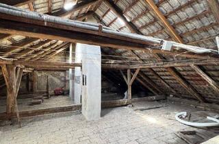 Wohnung kaufen in 1170 Wien, Dachgeschoss - Rohdachboden mit Ausbaupotenzial in absoluter Ruhelage