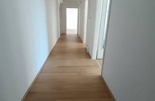 Wohnung kaufen in Kasernstraße, 8041 Graz, Provisionsfreie, renovierte 3 Zimmerwohnung in Liebenau