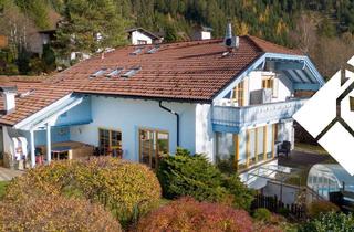 Villen zu kaufen in 6212 Maurach, Exklusive Landhausvilla mit Panoramablick am Achensee mit großzügigem Grundstück, Pool & Toplage an der Rofanbahn