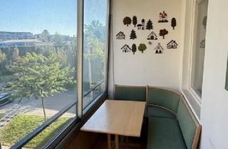 Wohnung kaufen in Hofmannsthalgasse, 1030 Wien, 2-Zimmer-mit verglaster Loggia mit Klima & separater Küche gegenüber Village im Dritten!