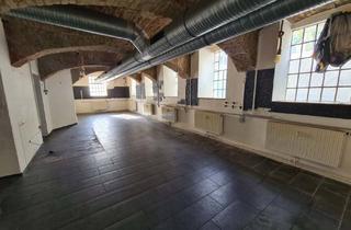 Gewerbeimmobilie kaufen in Quellenstraße, 1100 Wien, Vermietet, verlässlich, wertbeständig – € 1.078 / m² - 4,8 % Rendite im Souterrain mit Zukunft