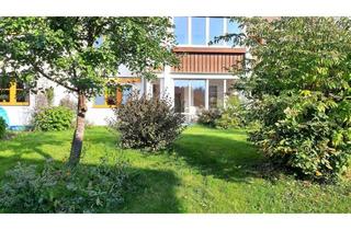 Wohnung kaufen in Brunnau, 6391 Fieberbrunn, Außergewöhnliche, sonnige Gartenwohnung mit Wohn-Wintergarten!