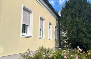 Haus mieten in 2700 Wiener Neustadt, Ihr neues Zuhause! Großzügiges Einfamilienhaus mit großem Garten, Sauna und Balkon zur Miete! In 2700 Wiener Neustadt
