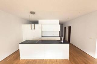 Wohnung mieten in Herzog-Friedrich-Straße, 6020 Innsbruck, 2 Zimmer Altstadtwohnung mit Flair in Innsbruck direkt neben dem goldenen Dachl ab sofort zu mieten