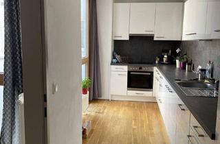 Wohnung mieten in Hauptplatz 44, 4910 Ried im Innkreis, Moderne, geräumige 2-Zimmer-Wohnung mit möblierter Küche und kleinem Balkon in Zentrumslage Ried