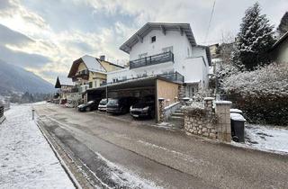Mehrfamilienhaus kaufen in 4810 Gmunden, Mehrfamilienhaus in sonniger Grünruhelage in Gmunden – 3 Wohneinheiten, Carport, Garten & Bergblick!