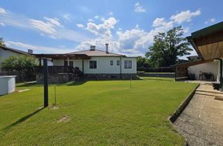 Einfamilienhaus kaufen in 2020 Hollabrunn, Familienidylle! Gepflegtes Wohnhaus mit Garten, Presshaus und Nebengebäude – 4 Zimmer & top Küche