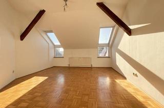 Wohnung mieten in Wielandgasse 22, 8010 Graz, Sehr helle Dachgeschosswohnung in zentraler Lage – perfekt auch als 2er-WG geeignet