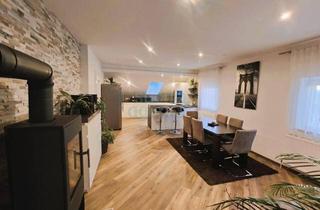 Einfamilienhaus kaufen in 4663 Laakirchen, Großzügiges Mehrgenerationenhaus in Ruhelage mit Panoramablick über Laakirchen