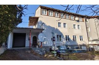 Mehrfamilienhaus kaufen in 2630 Ternitz, DB IMMOBILIEN | Großzügiges Wohnhaus mit zwei Wohneinheiten, einem Café und zusätzlichem Bauland in Ternitz