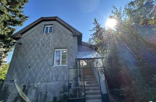 Haus kaufen in Gerasdorfer Straße, 1210 Wien, sonniger Baugrund mit einem kleinem Haus in 1210 Wien, Floridsdorf
