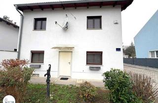 Villen zu kaufen in 1220 Wien, Neuer Preis! U-Bahn-Nähe | Traumhafte Villa mit Pool, Garten & Garage – Wohnen mit Stil