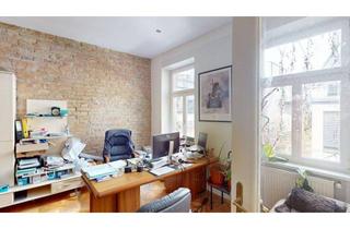 Wohnung kaufen in 1070 Wien, Helle sanierungsbedürftige 2-Zimmer-Altbauwohnung in Innenhofruhelage in 1070 Wien