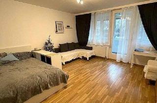 Wohnung kaufen in 2500 Baden, Charmante Eigentumswohnung mit verglaster Loggia in ruhiger Lage von Baden - ANLAGEHIT