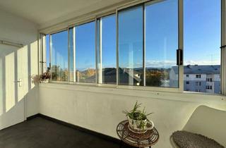 Wohnung kaufen in 4850 Timelkam, Traumausblick! Leistbare attraktive 4-Zimmer Wohnung mit Loggia und Einzelgarage in 1A-Lage in Timelkam zum Sofortbezug