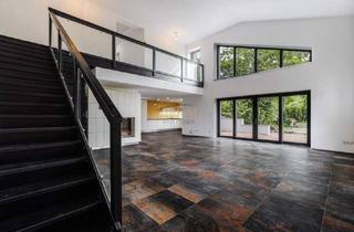 Villen zu kaufen in 2410 Hainburg an der Donau, Exklusive Architektenvilla mit Schwimmteich, Gästehaus und idyllischem Garten