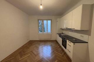 Wohnung kaufen in 1080 Wien, Zwei zusammenlegbare Wohnungen in bester Lage der Josefstadt