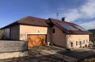 Haus kaufen in 4152 Sarleinsbach, Wohnhaus mit 2 Einheiten, großer 2-stöckiger Garage und gemütlichem Garten