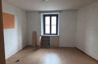 Wohnung kaufen in Landstraßer Hauptstraße, 1030 Wien, UNSANIERTE BALKONWOHNUNG mit Blick auf den ROCHUSMARKT