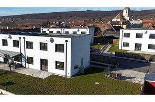 Einfamilienhaus kaufen in 2070 Retz, Einziehen und wohlfühlen: modernes Einfamilienhaus mit schönem Weitblick in Obermarkersdorf
