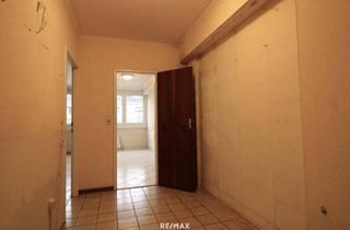 Wohnung kaufen in Flachgasse, 1140 Wien, 3-Zimmer-Wohnung im 4. Stock mit ca. 88 m² – zur Komplettsanierung