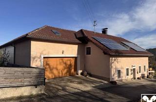 Haus kaufen in 4152 Sarleinsbach, Wohnhaus mit 2 Einheiten, großer 2-stöckiger Garage und gemütlichem Garten