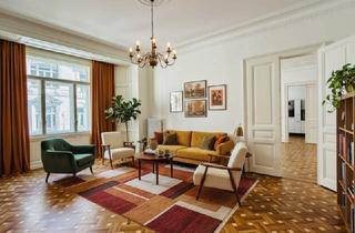 Wohnung mieten in Biberstraße, 1010 Wien, Erstbezug nach Sanierung - Stilaltbauwohnung mit kleinem Balkon