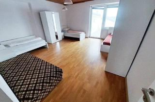 Wohnung mieten in Klederinger Straße 31, 2320 Schwechat, 145 m² möblierte 5-Zimmer-Dachterrassenwohnung mit Untervermietrecht bzw. als WG / Arbeiterquartier