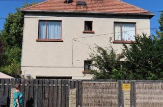 Einfamilienhaus kaufen in 1220 Wien, BREITENLEE, RENOVIERUNGSBEDÜRFTIGES HAUS + DACHTERRASSE + GARAGE + POOL
