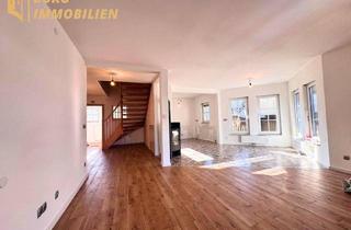 Einfamilienhaus kaufen in 2481 Achau, Wohnen nahe Wien: Einfamilienhaus mit Garten, Pooldeck, Nebengebäude und guter Anbindung