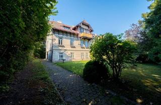 Villen zu kaufen in 2372 Gießhübl, Jahrhundertwende Villa und großartiges Grundstück im Herzen von Gießhübl