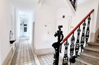 Wohnung kaufen in Markhofgasse, 1030 Wien, Schön ist was anderes. Aber das wird schon! Ideale 1-Zimmer-Wohnung in 1030 Wien - Selbst Gestalten - Sanierungsbedürftige Altbauwohnung! U-Bahn ums Eck + Traumhaft renoviertes Altbauhaus + Optimalste Infrastruktur und…