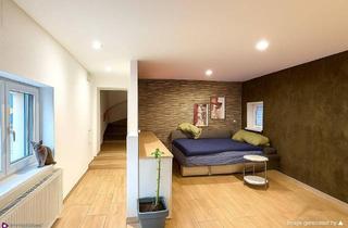 Haus kaufen in 2294 Markthof, Großzügiges Zweifamilienanwesen mit Garten, Pool & vielseitigen Nutzungsmöglichkeiten in idyllischer Lage von Markthof