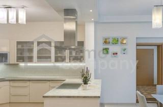 Villen zu kaufen in 1210 Wien, Exklusive Luxus-Villa mit Pool & Garten - Top - Grünlage nahe Donaupark, UNO City & International School