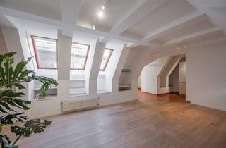 Wohnung kaufen in Gardegasse, 1070 Wien, Lichtdurchflutete Dachgeschosswohnung im Herzen von Neubau | 72 m² | Lift | Klimaanlage möglich