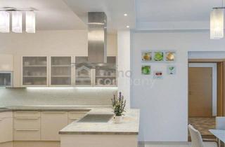 Villen zu kaufen in 1210 Wien, Exklusive Luxus-Villa mit Pool & Garten - Top - Grünlage nahe Donaupark, UNO City & International School