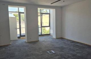 Büro zu mieten in 4910 Ried im Innkreis, Moderne, helle Büro-/Praxisfläche in bester Lage von Ried im Innkreis